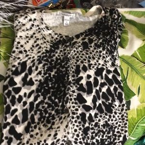 Croft & Barrow long sleeve black and white sweater